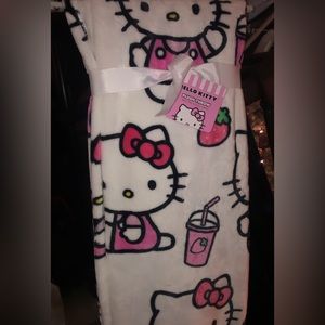 Hello Kitty Strawberry Blanket 💗🍓